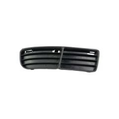 Volkswagen Polo Hatchback HB 1994-2000 Ön Tampon Sis Kapağı Sissiz Model Sağ 6N0853666B