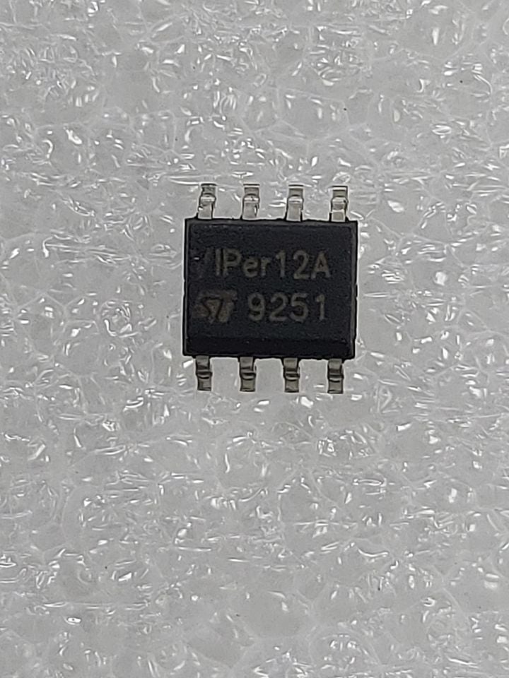 VIPER12 SMD