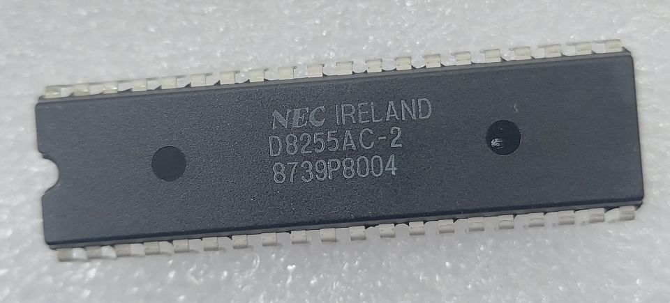 D8255AC-2  DIP-40