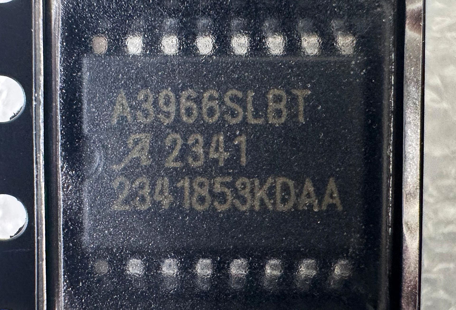 A3966SLBTR