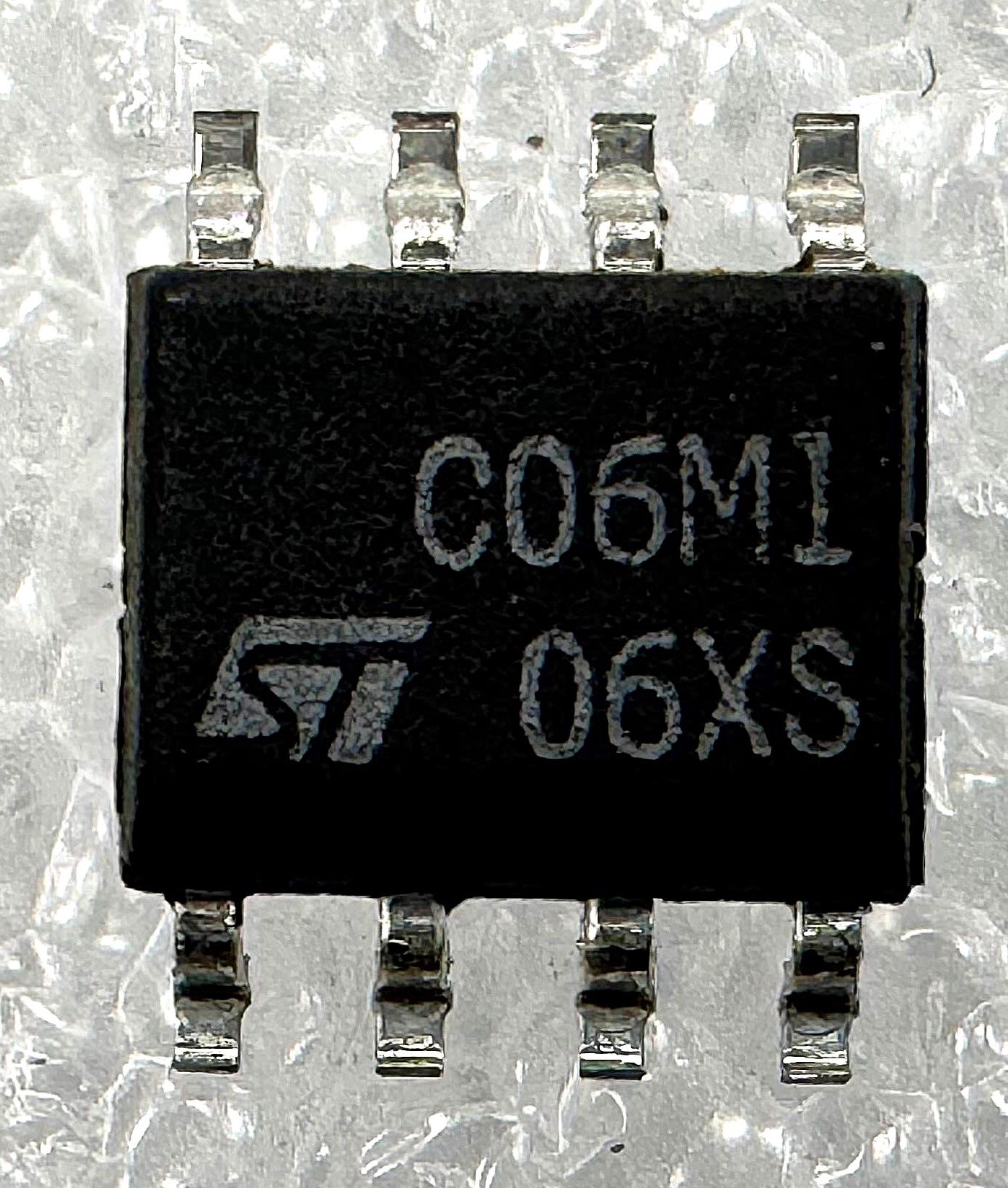 93C06