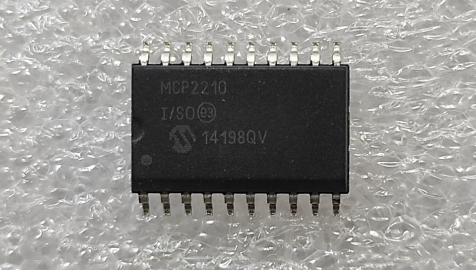 MCP2210-I/SO-20