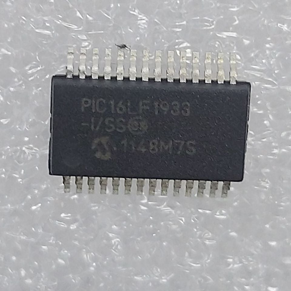 PIC16LF1933-I/SS