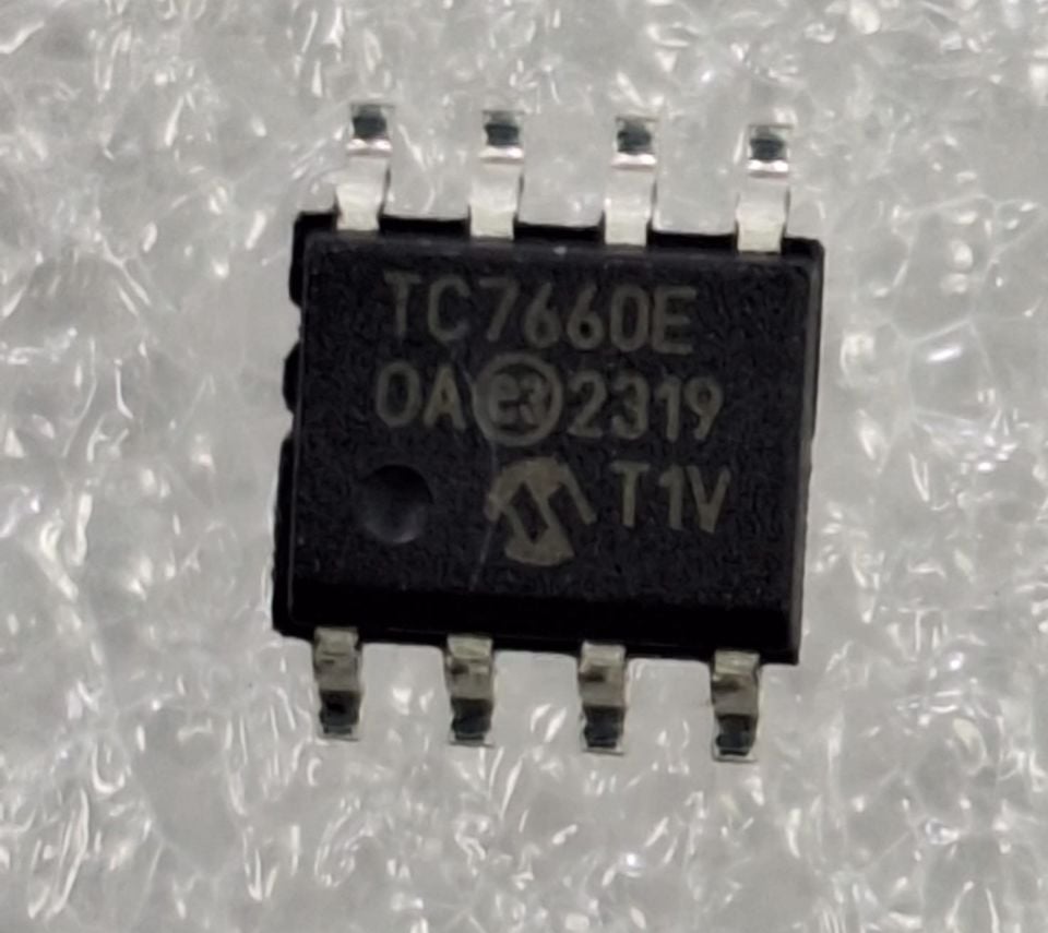TC7660EOA   SMD (7660)