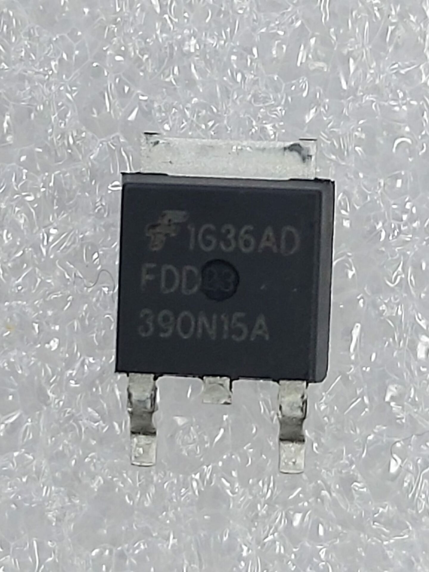 FDD390N15A