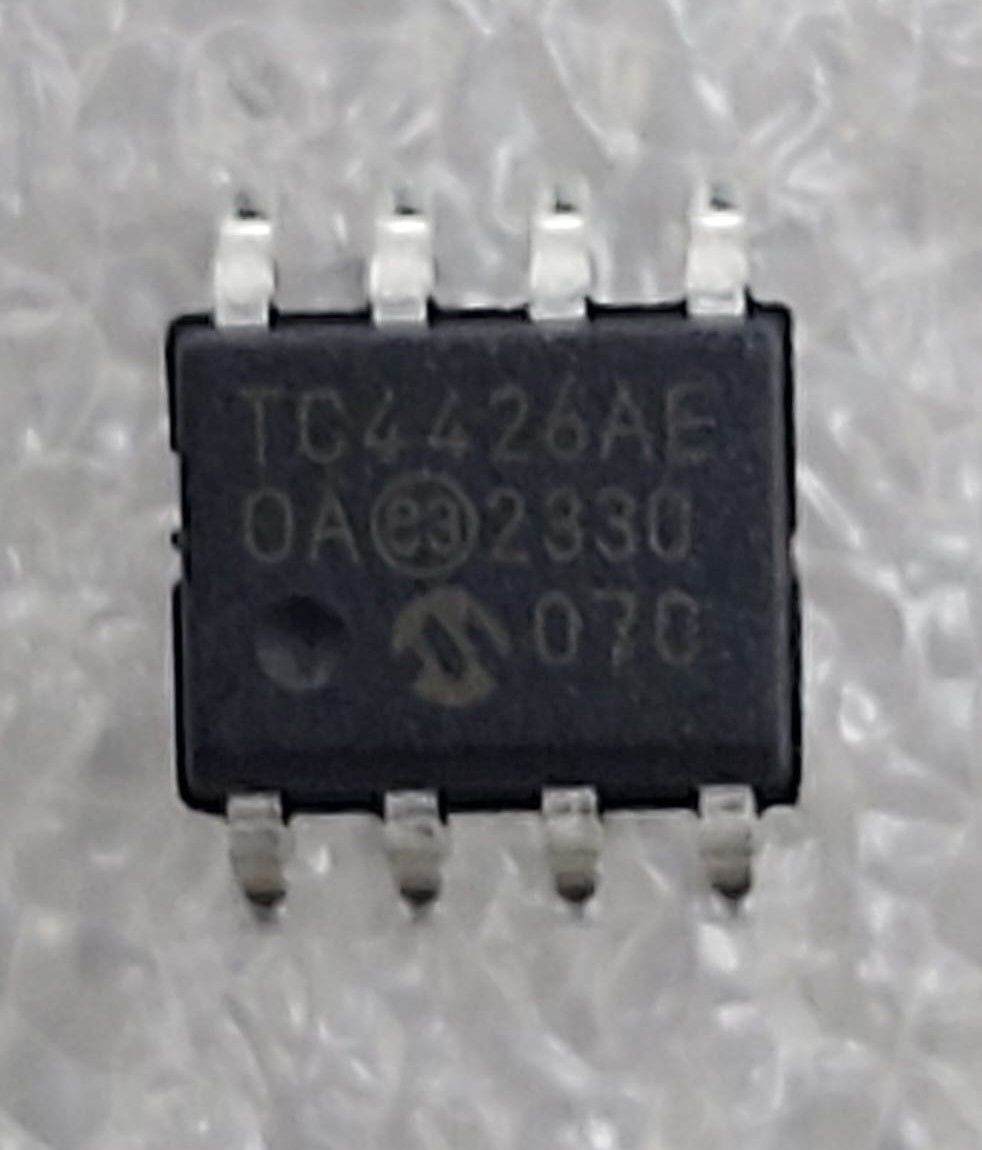 TC4426AEOA SMD