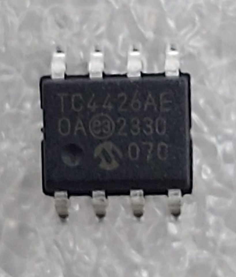 TC4426AEOA SMD
