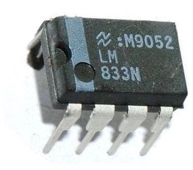 LM833