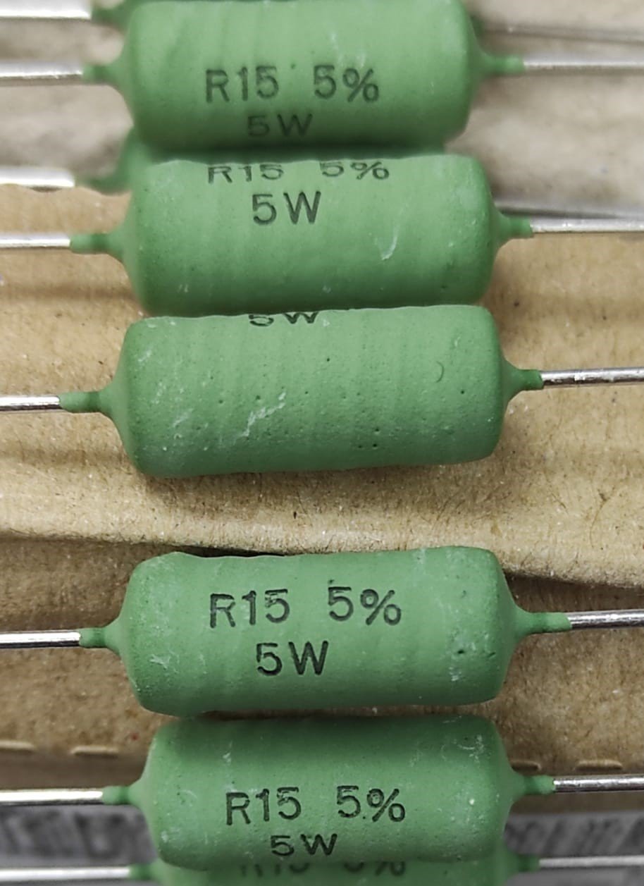 0.15R 5W  015R -0,15R