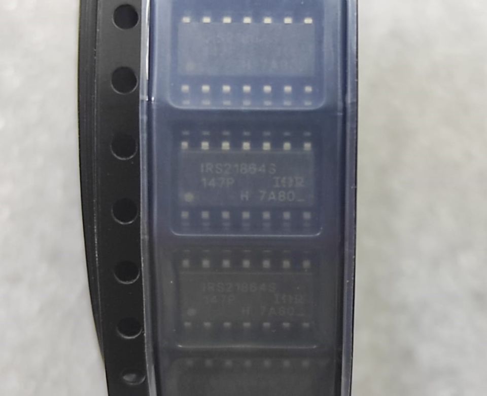 IRS21864 SMD
