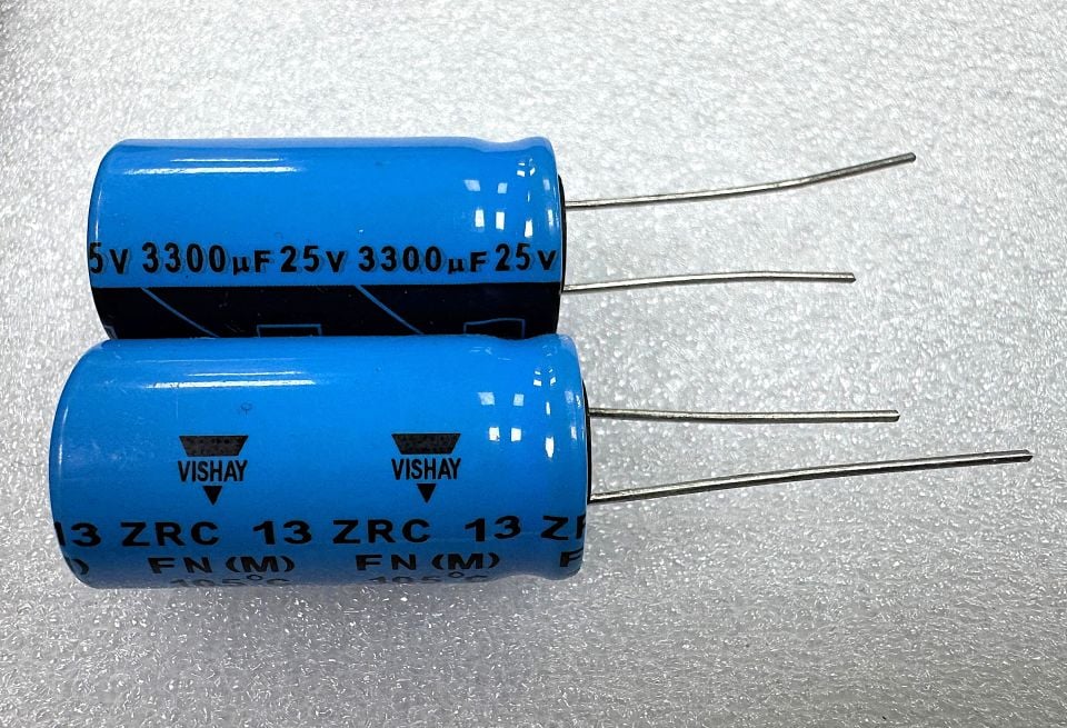 3300UF 25V