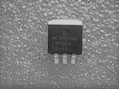 LM1084IS-12