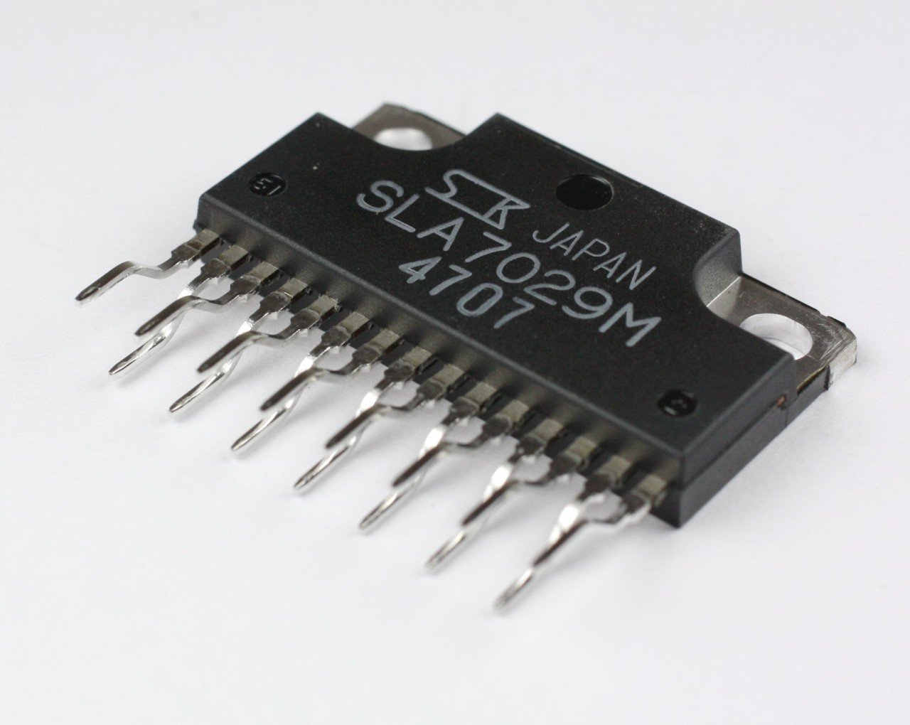 SLA7029M