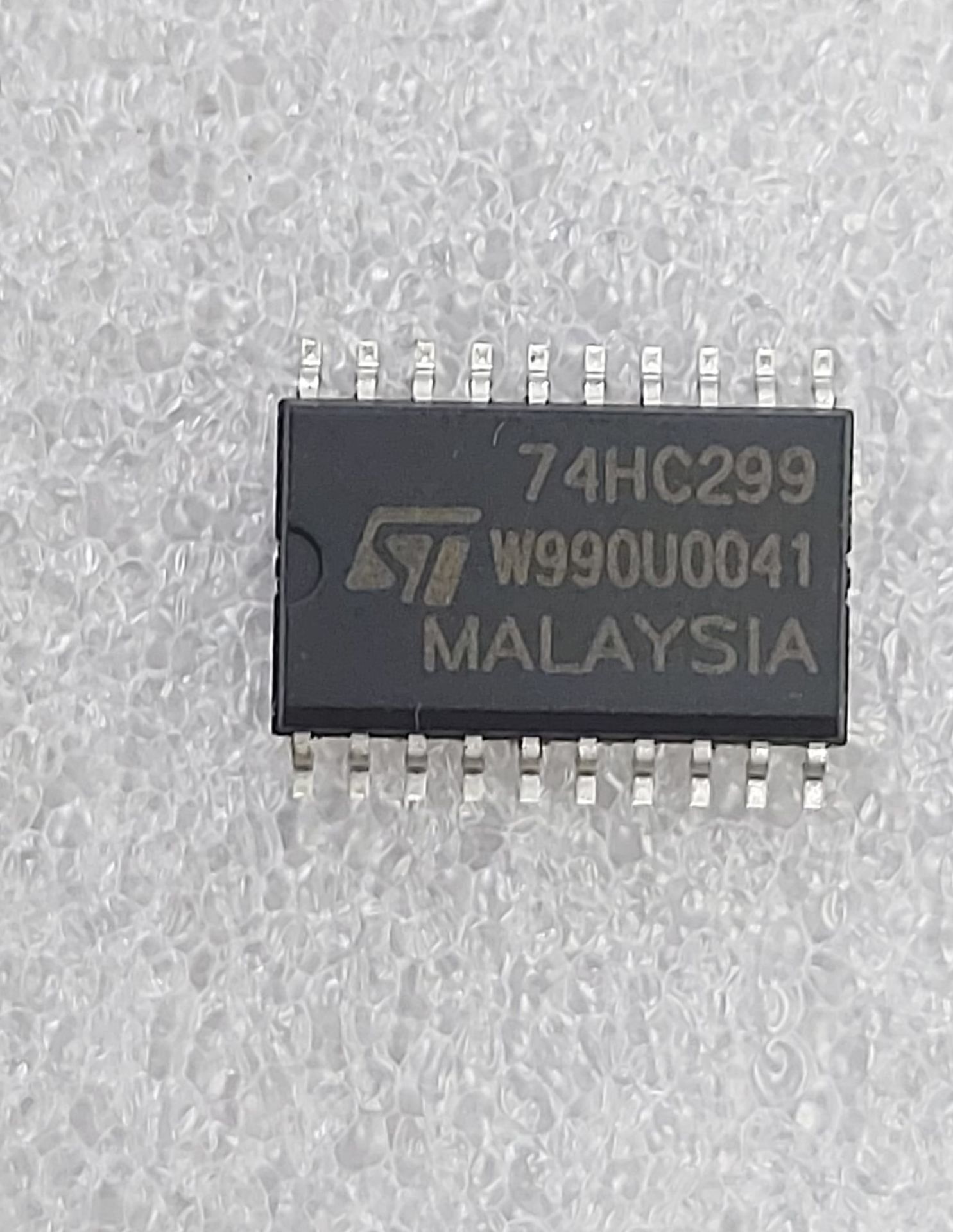 74HC299 SMD
