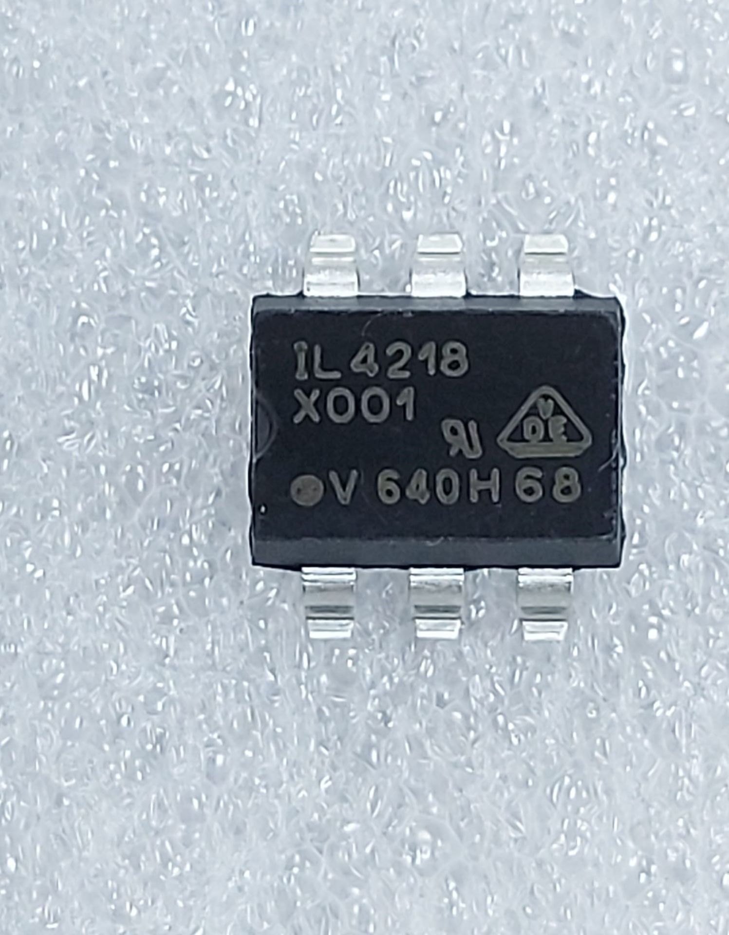 IL4218 SMD