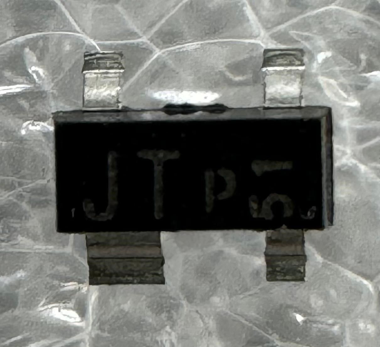 BAS28  SOT 143  SMD