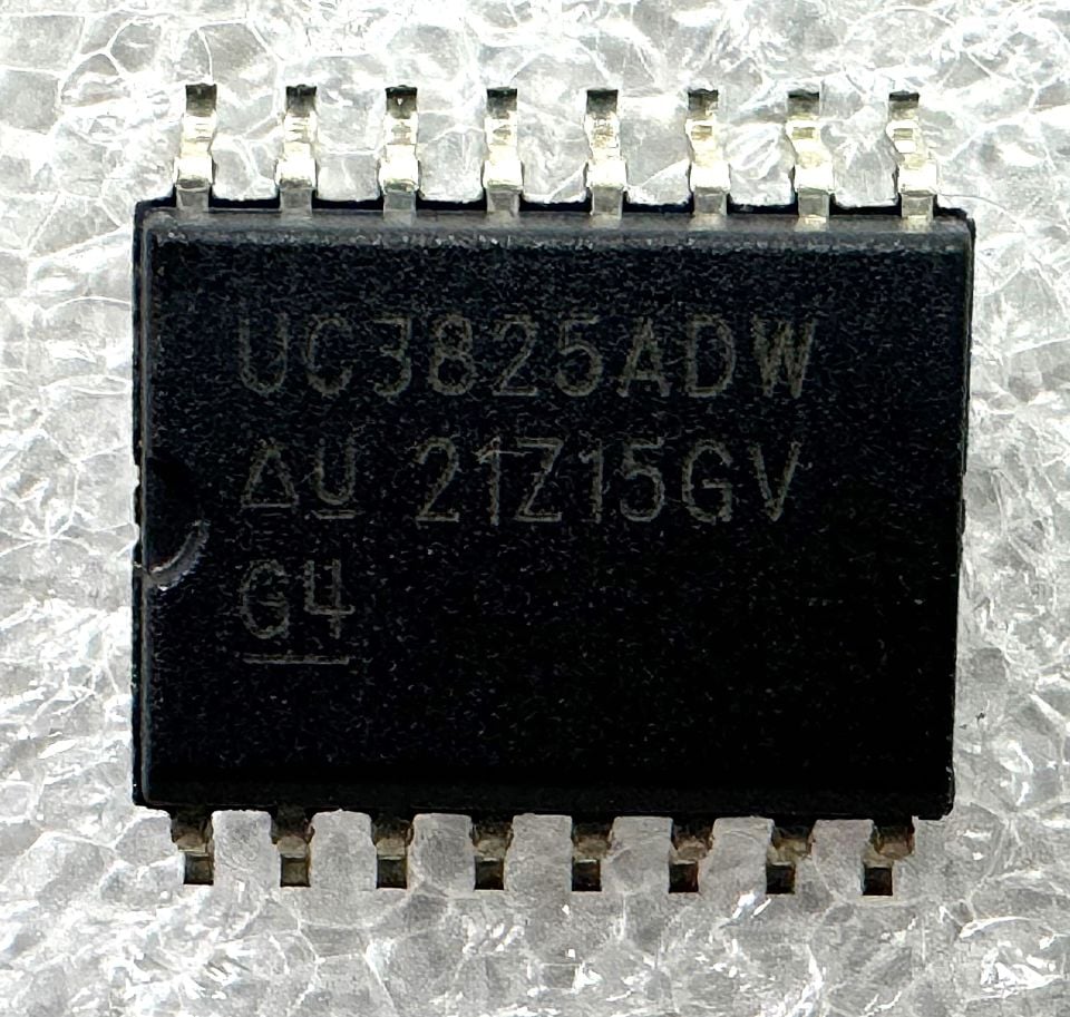 UC3825ADW SMD