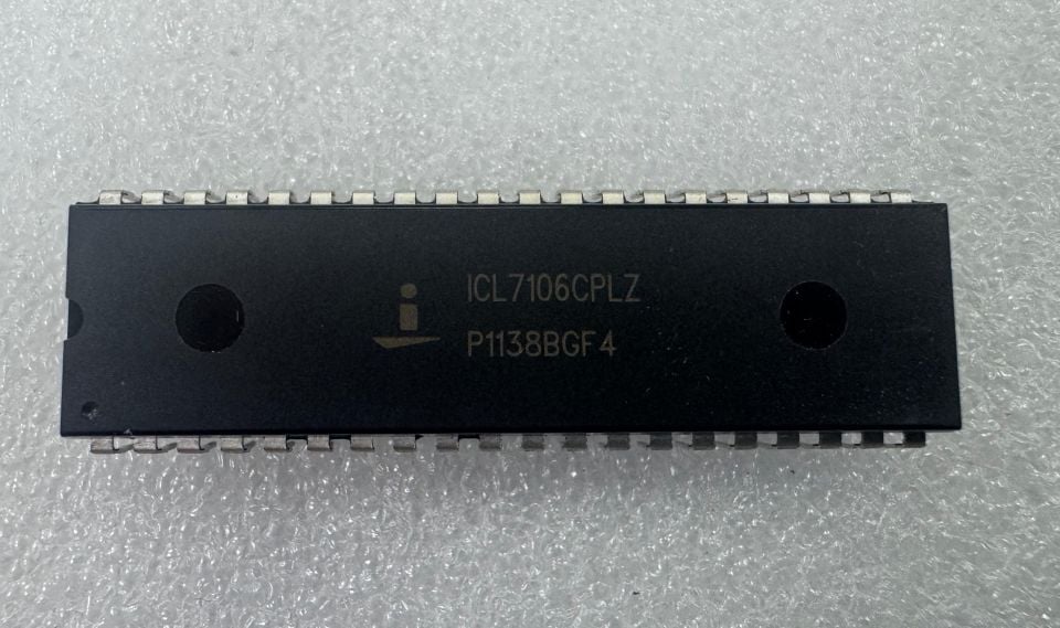 ICL7106CPL