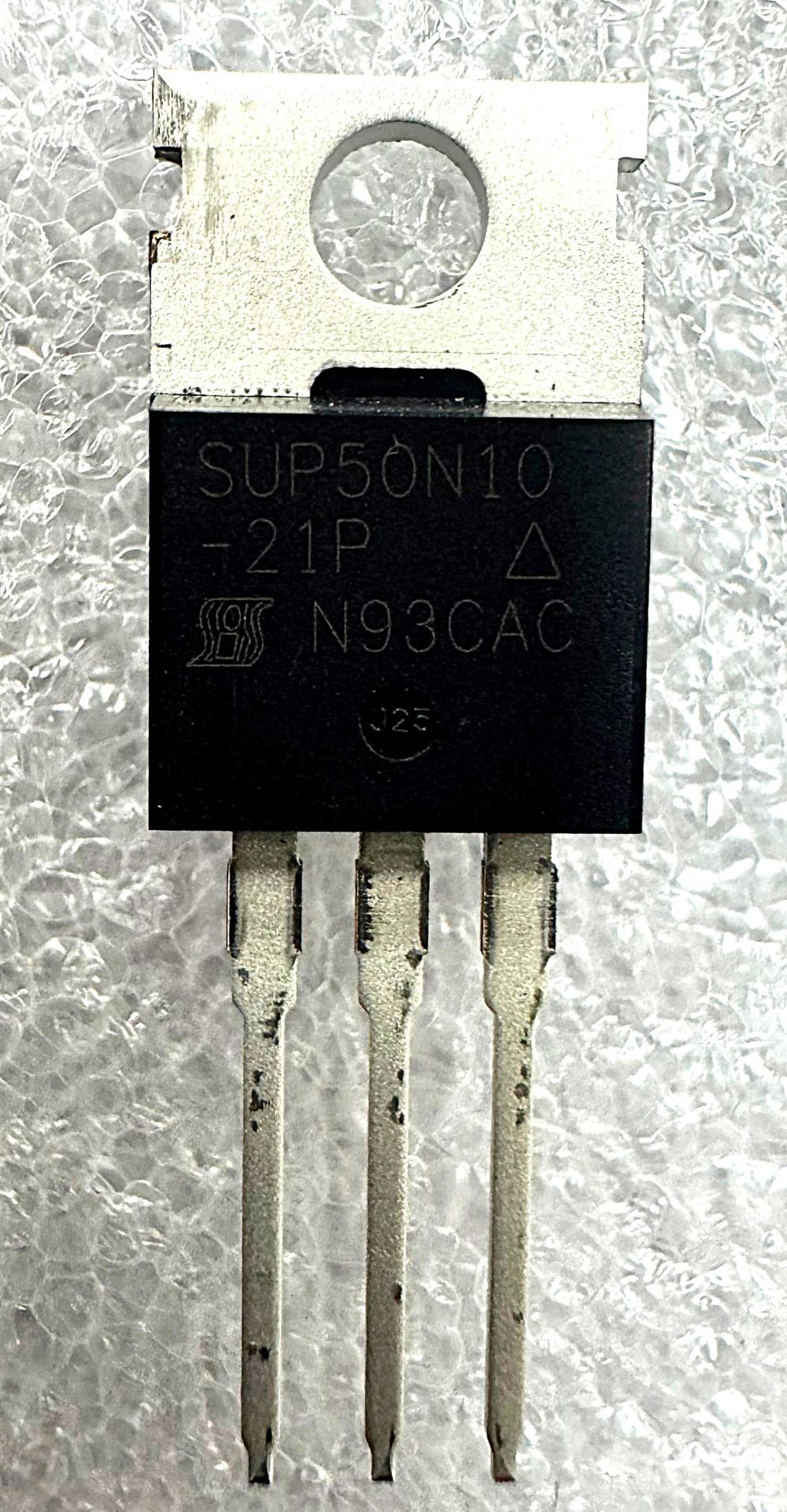 SUP50N10-21P-GE3