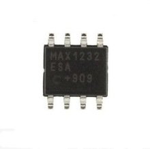 MAX1232ESA