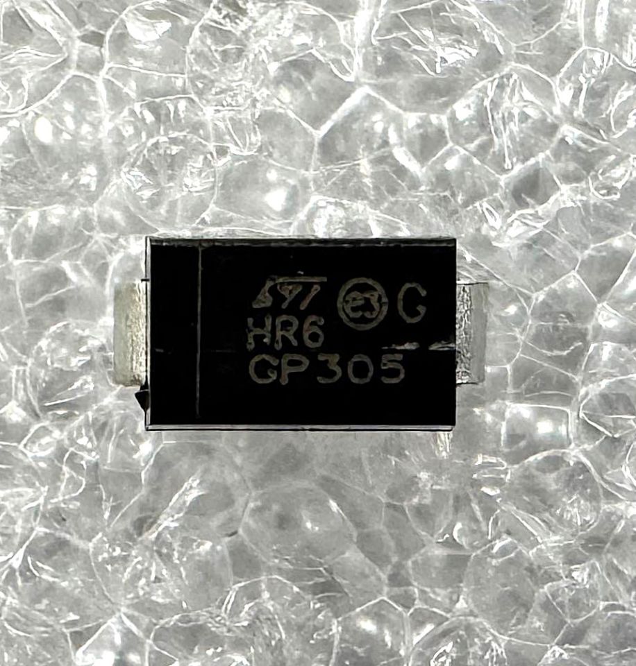 STTH1R06A (HR6)