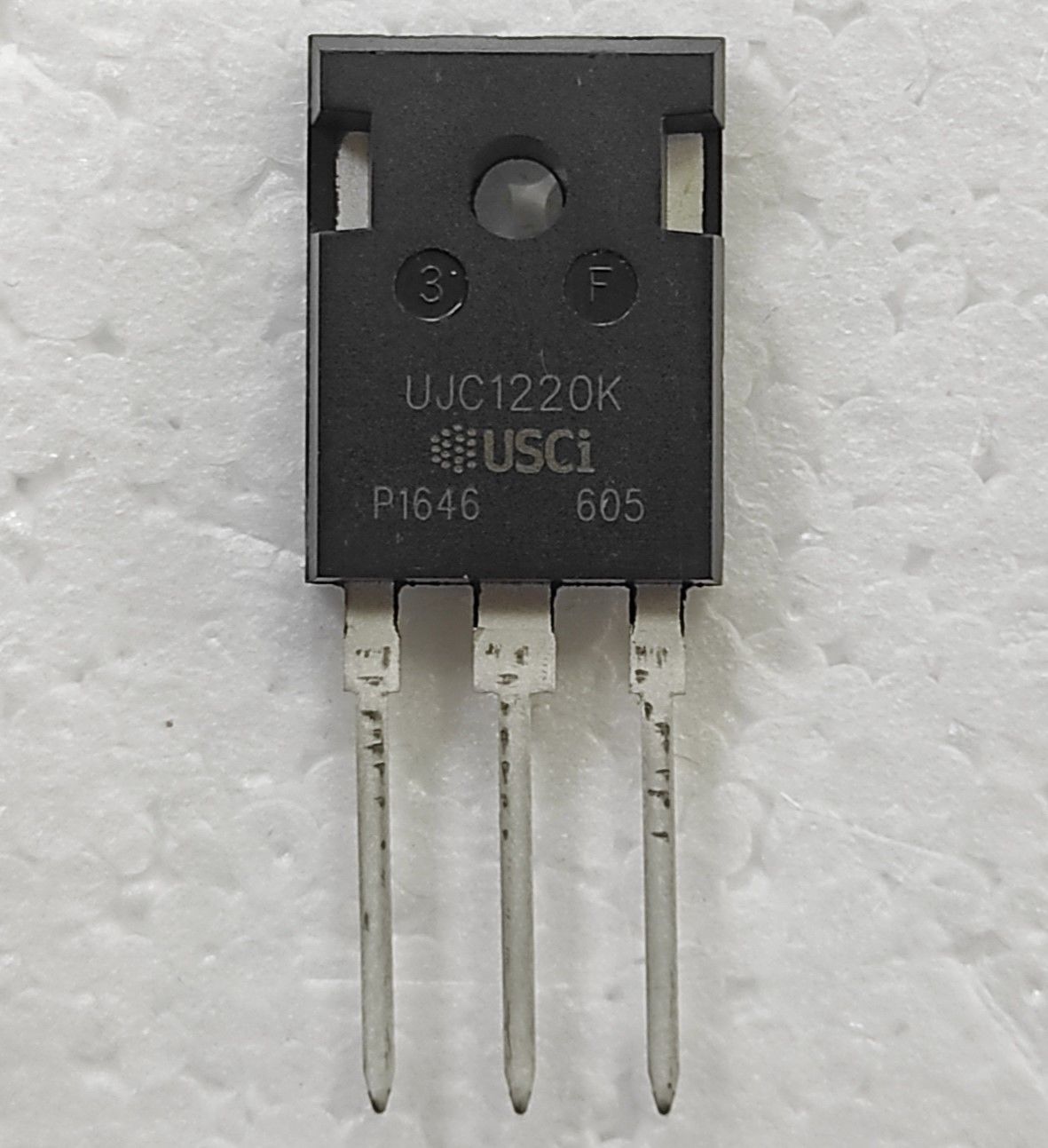 UJC1220K