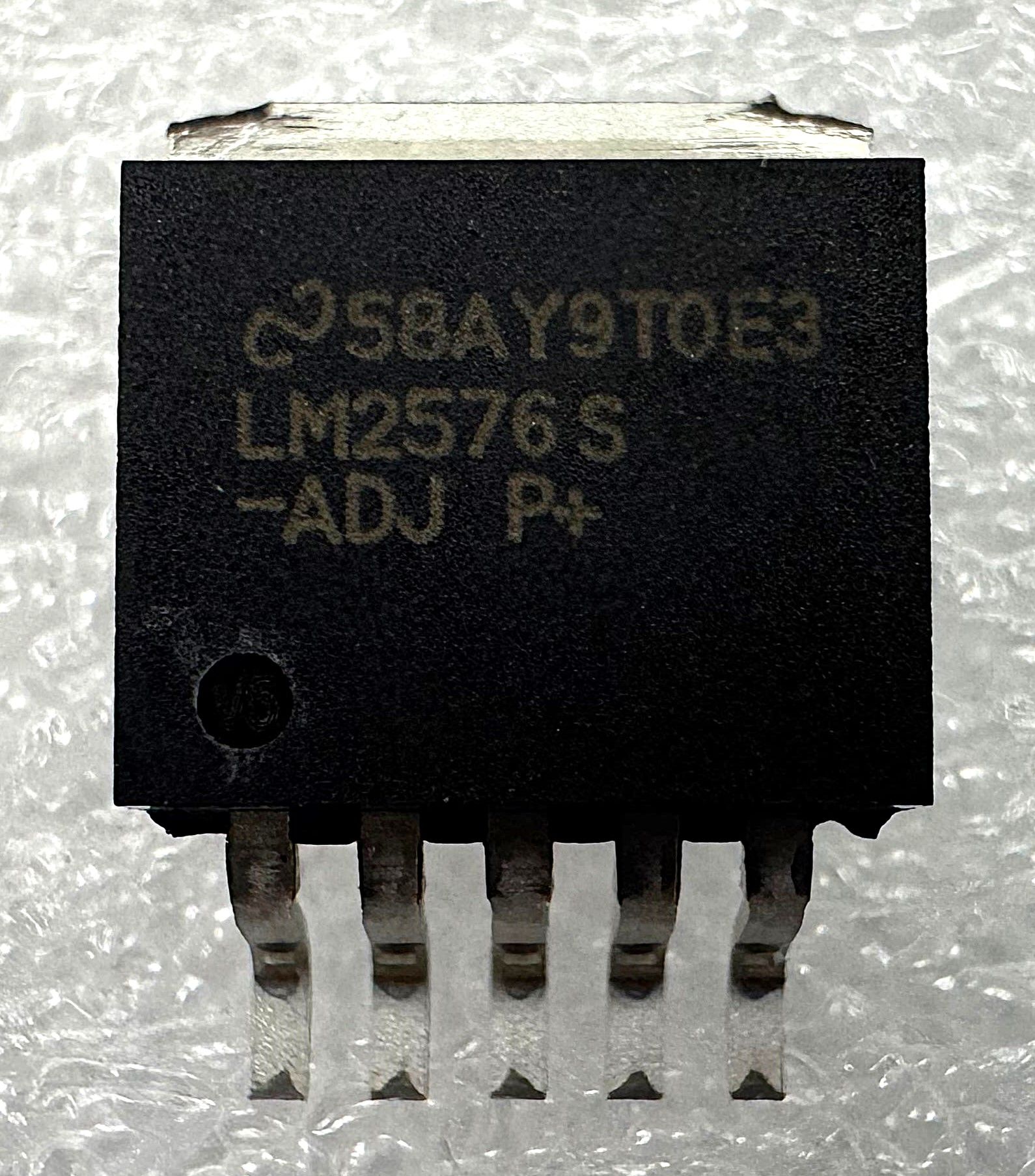 LM2576S-ADJ