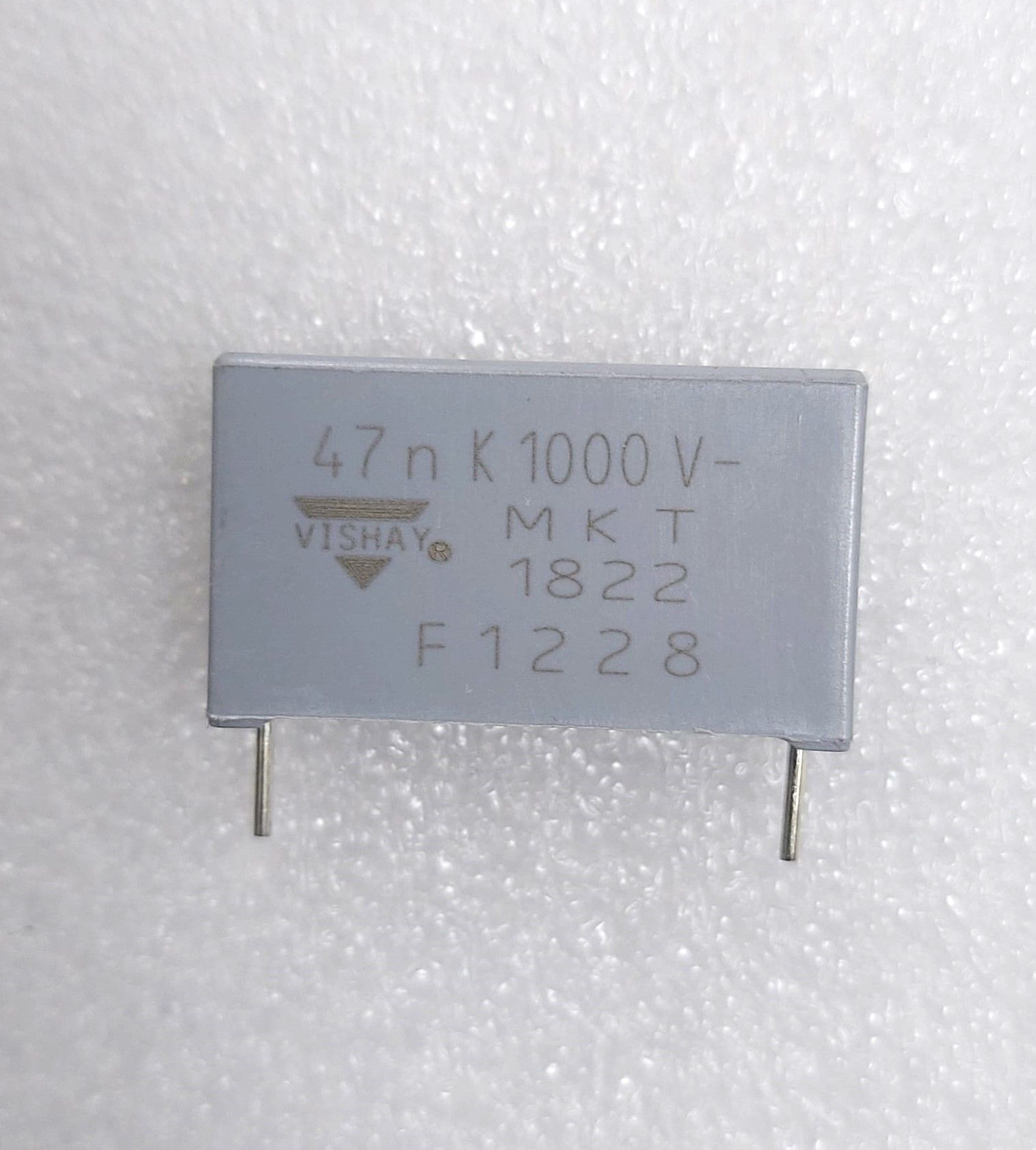 47NF 1000V