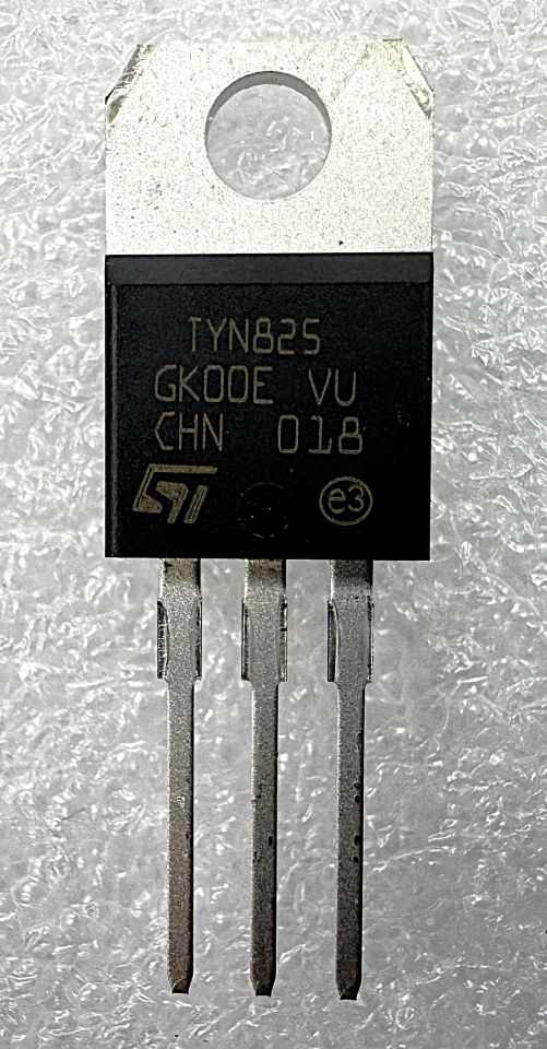 TYN825RG