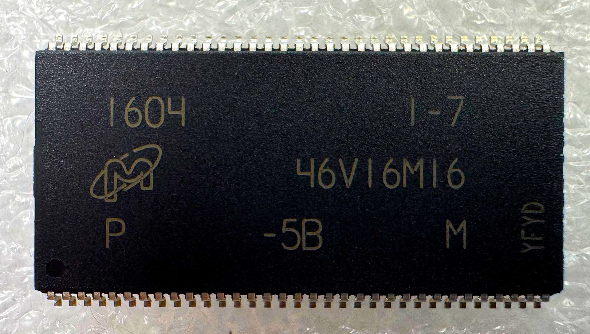 MT46V16M16-5B:M