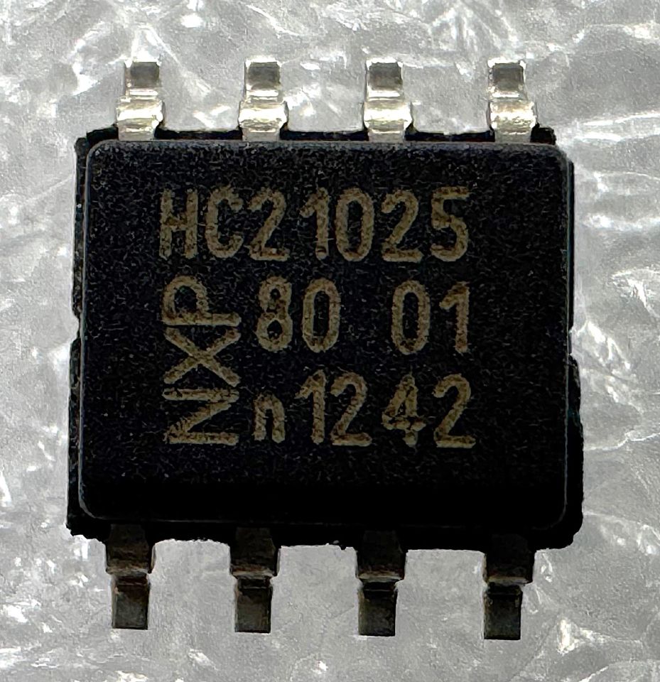 PHC21025 SMD