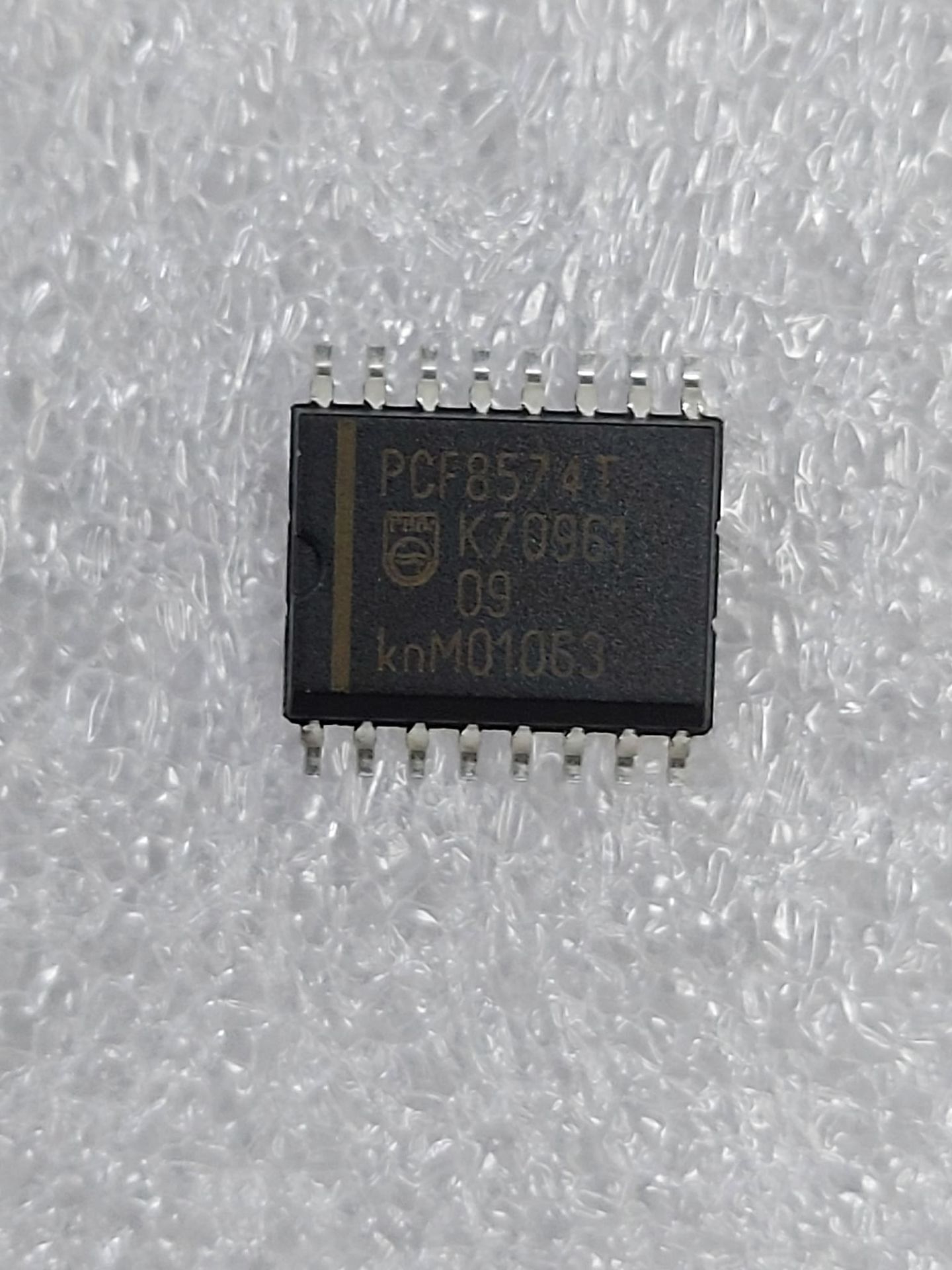 PCF8574T