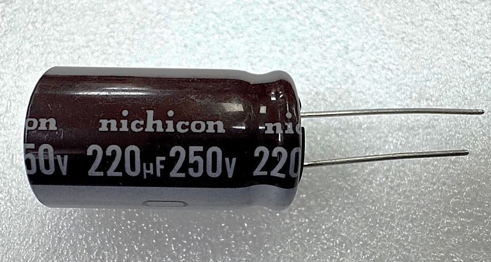 220UF 250V