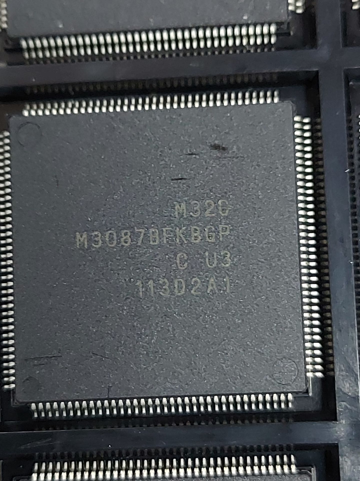 M3087BFKBGP (M320/ M3087BFKBGP)