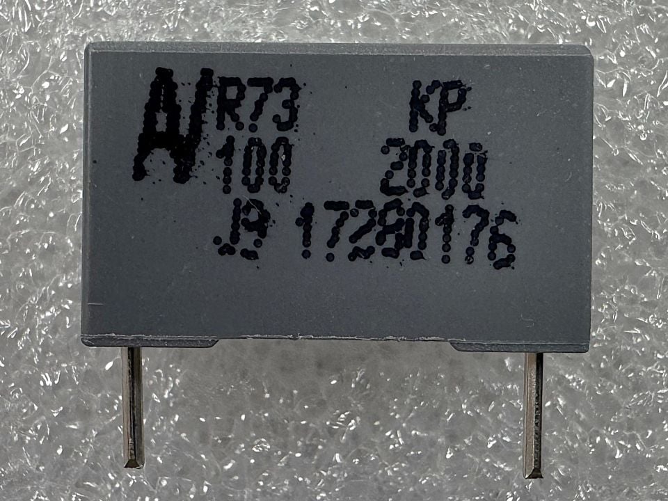 100PF 2000V