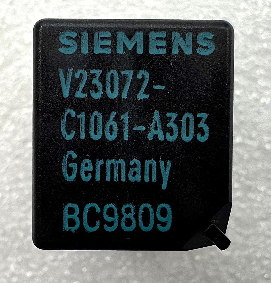 V23072-C1061-A303  12V