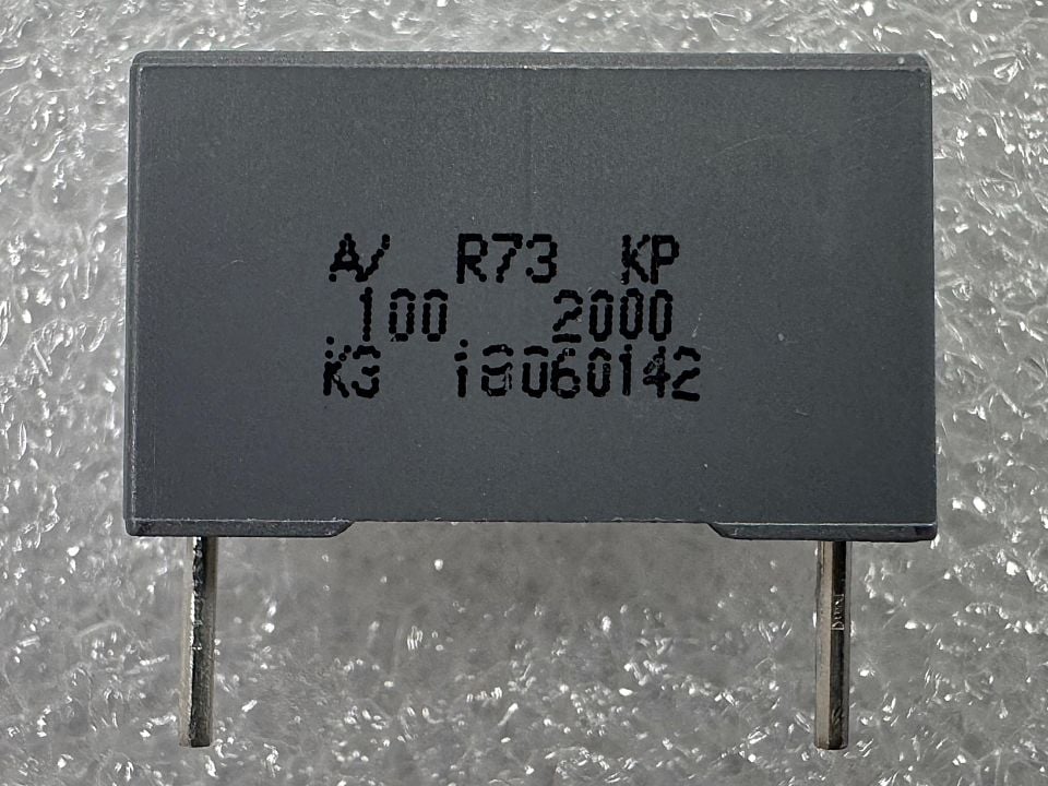 100PF 2000V