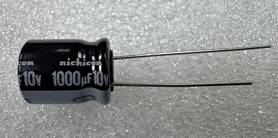 1000UF 10V