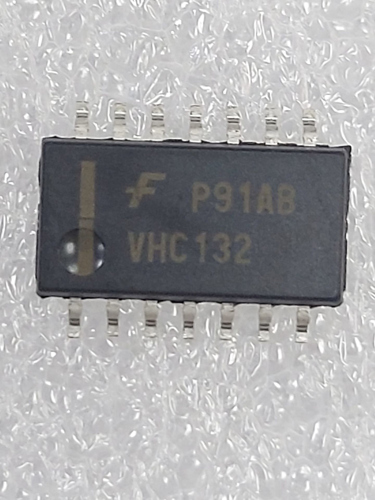 74VHC132SJ