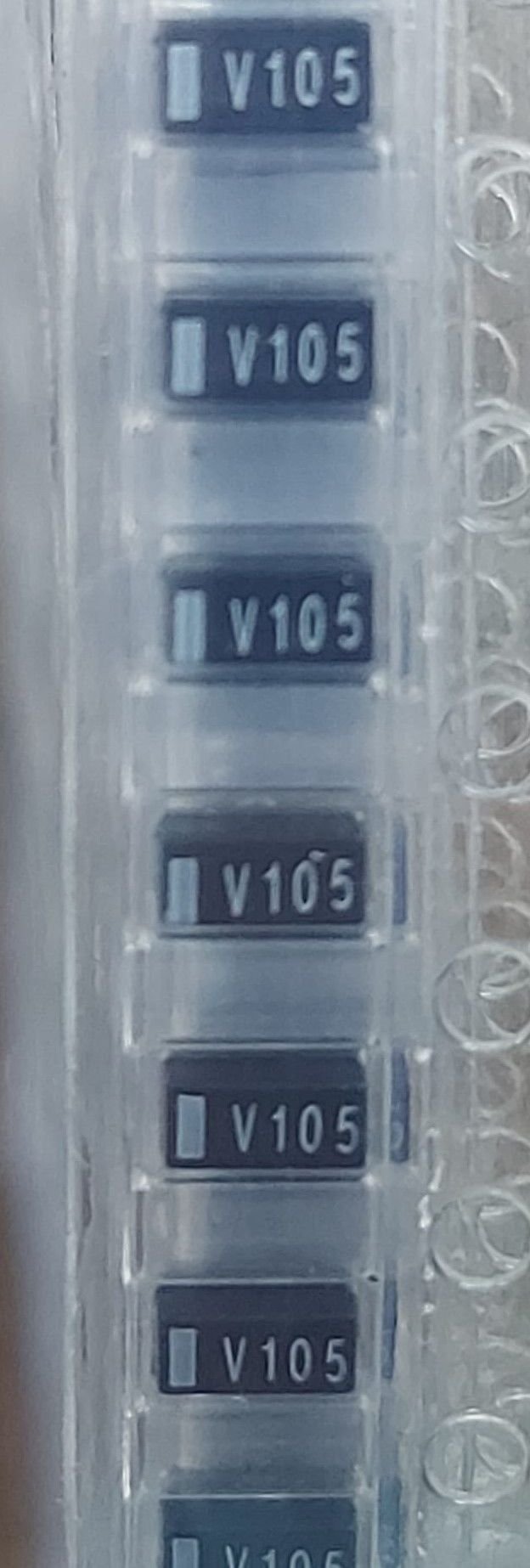 1UF 35V A CASE   ( TCSVS1V105MAAR )SMD TANTAL