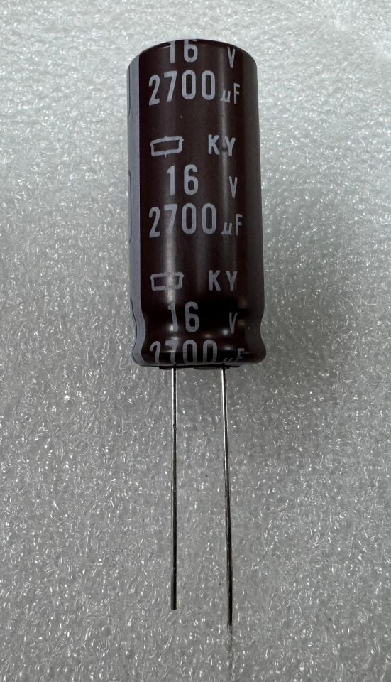 2700UF 16V