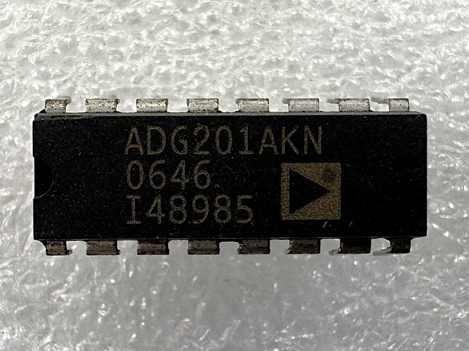 ADG201AKN