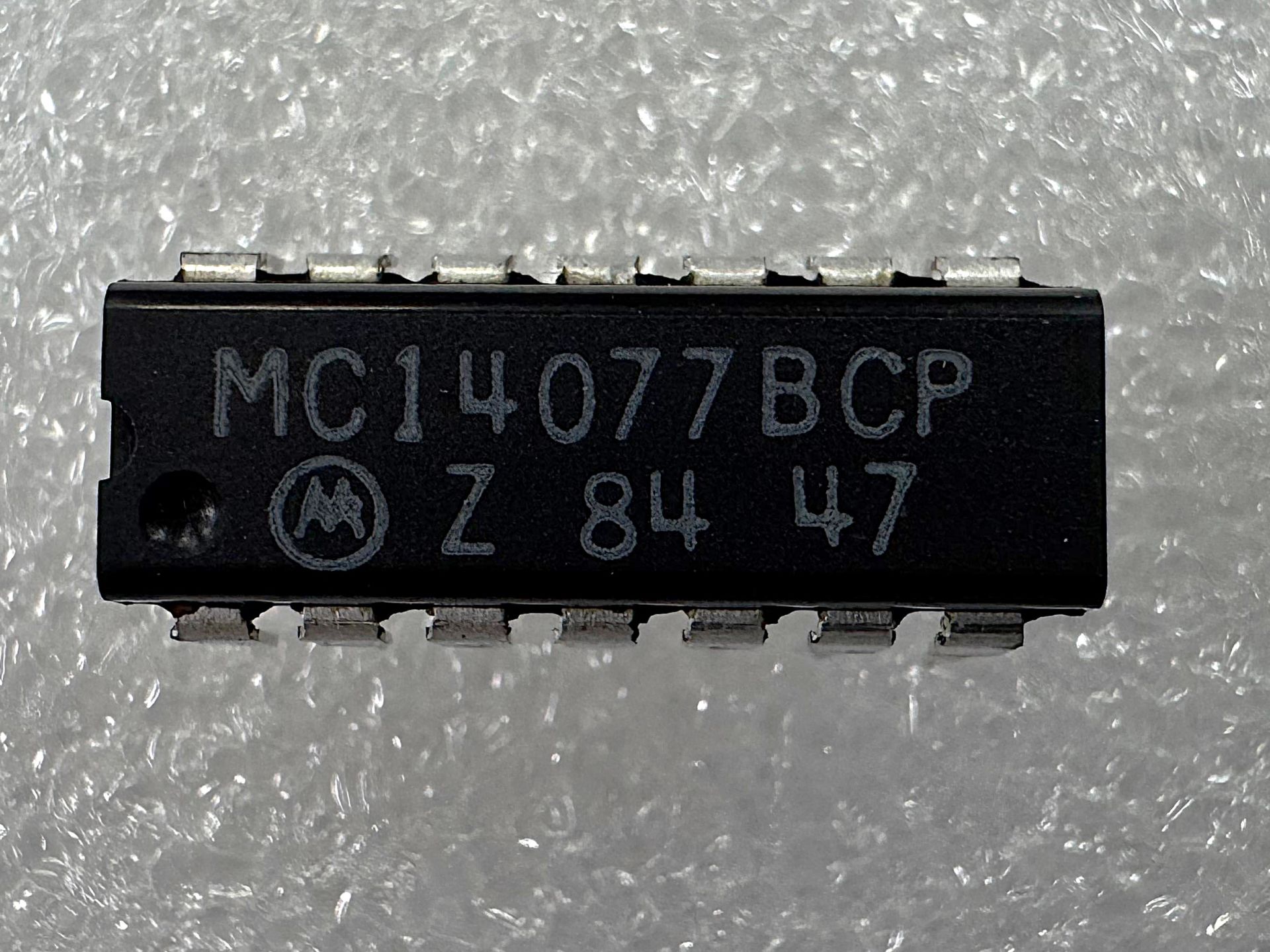 MC14077