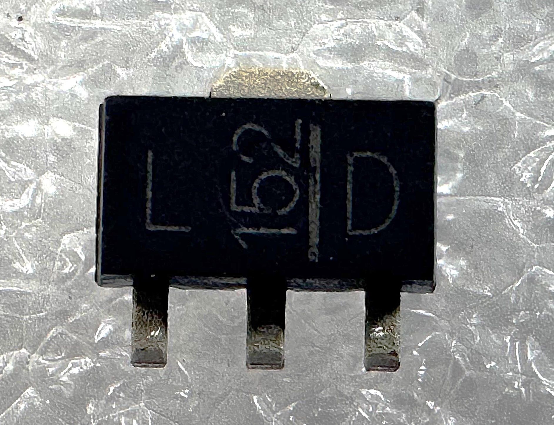 2SA1736