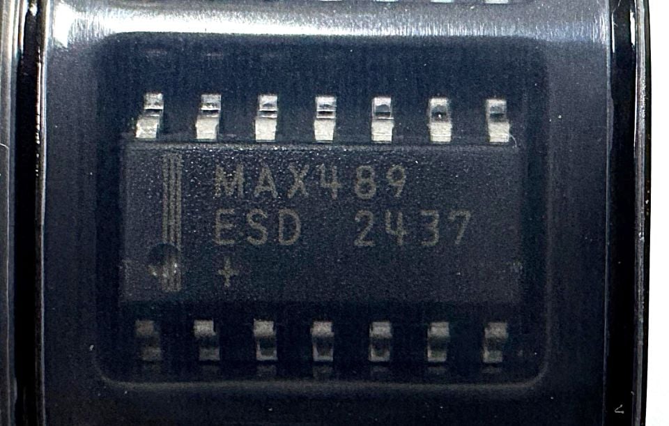 MAX489 SMD