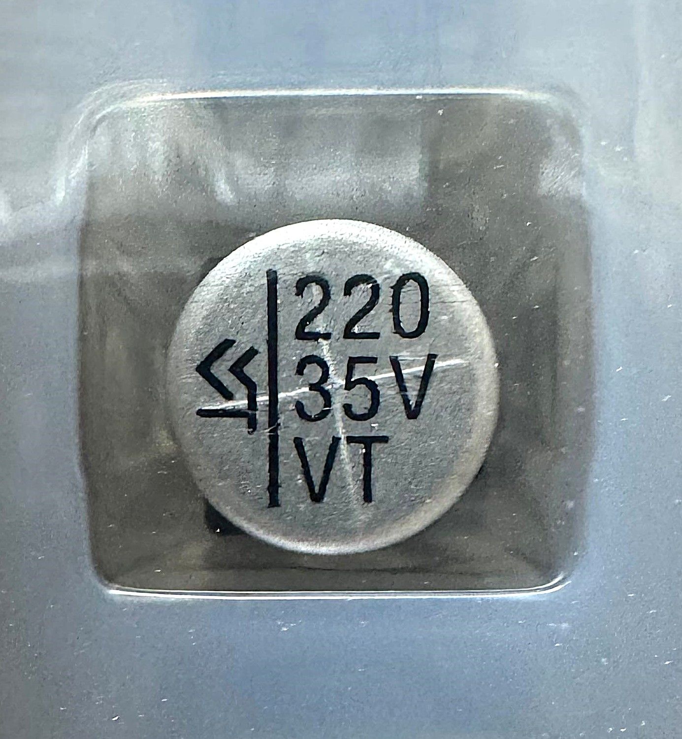 220UF 35V SMD 8X10.5