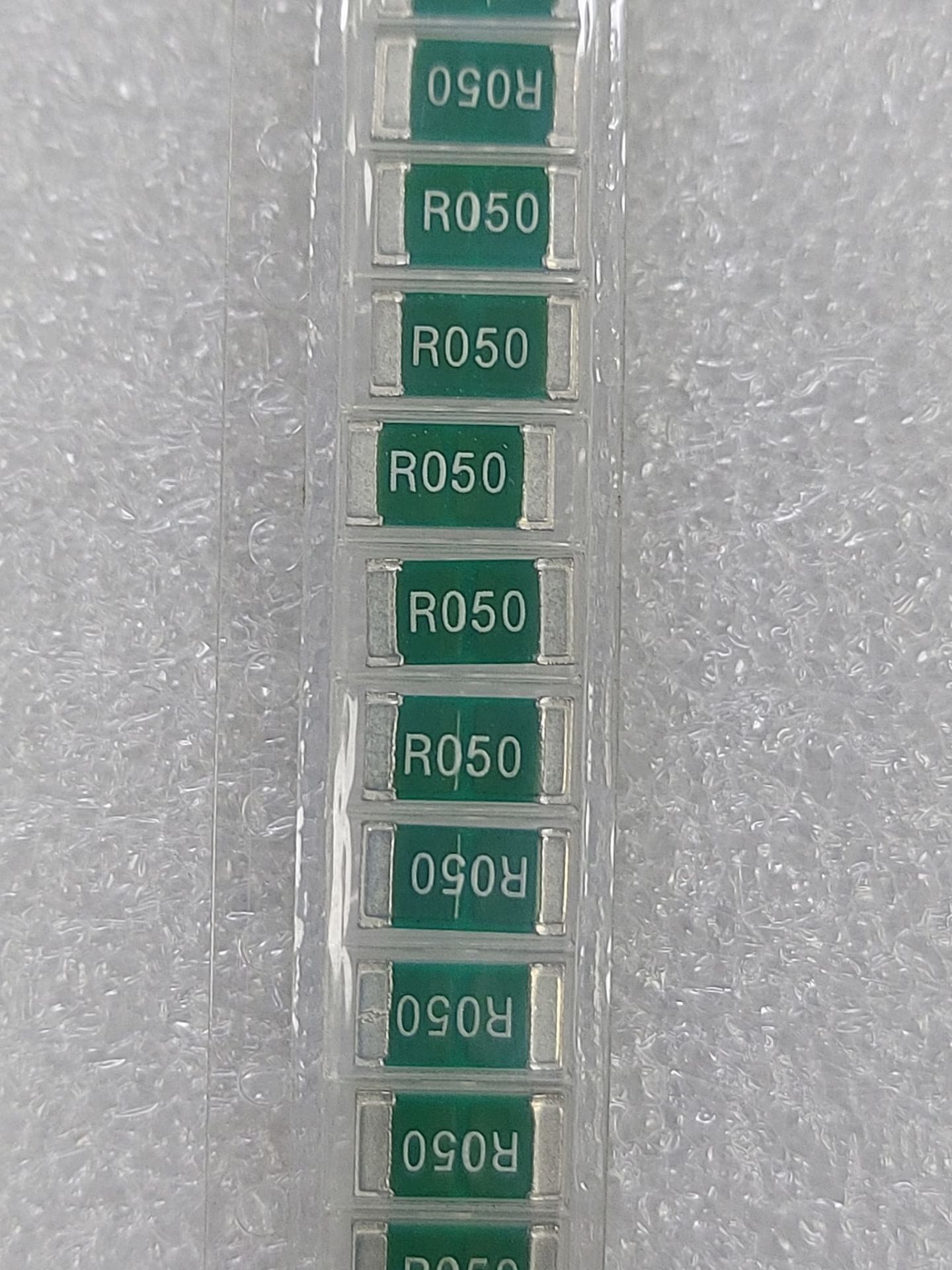0.05R- R050- 0,05 OHM   50M OHM 2512  1W SMD
