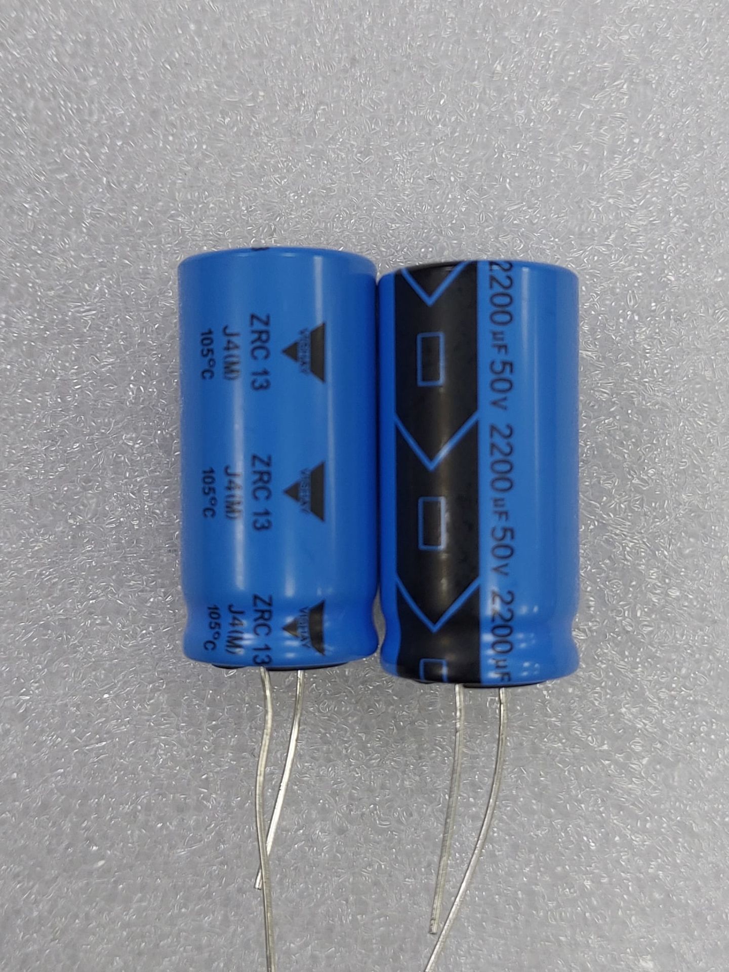 2200UF 50V