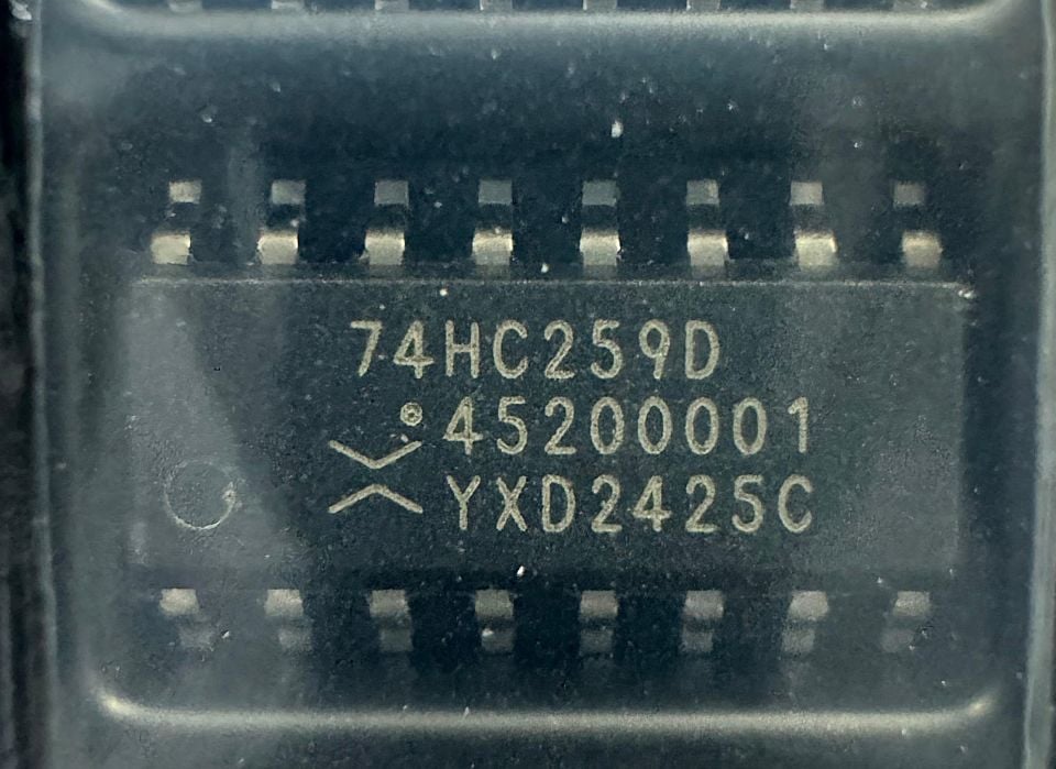 74HC259 SMD