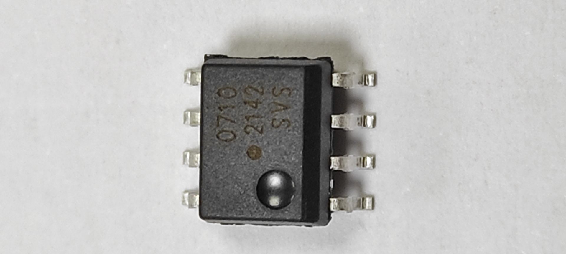 HCPL0710